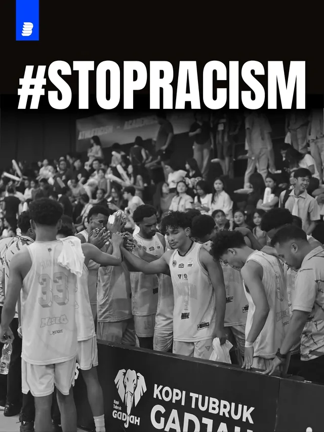 Tim basket kampus Universitas Cendrawasih Papua kembali mendapatkan komentar bernada rasis di kolom komentar dalam pertandingan melawan Universitas Bina Nusantara pada Selasa, 9 Juni 2026.

Di tengah pertandingan Campus League Nasional yang berlangsung ketat. Terdapat beberapa oknum penonton mengisi kolom komentar dengan komentar yang bernada rasis.

Terdapat komentar yang merendahkan hingga labeling dengan satu pekerjaan tertentu kepada skuad Universitas Cendrawasih yang tengah bermain.

Beberapa penonton lain berupaya menegur di kolom komentar siara langsung pertandingan dan mencoba untuk menghilangkan komentar rasis tersebut dengan memenuhi komentar dengan topik lain.

Kejadian ini bukan kali pertama menimpa skuad Uncen Basketball, kejadian serupa pernah terjadi di seri Surabaya yang berlangsung beberapa bulan lalu.

Yuk mari jadi penggemar dan penonton yang bisa memanusiakan orang lain, yang paham bahwa tidak ada yang membedakan manusia selain tingkah laku dan Budi pekerti.

Stop racism.

Dokumentasi: Campus League 

#Halobasket