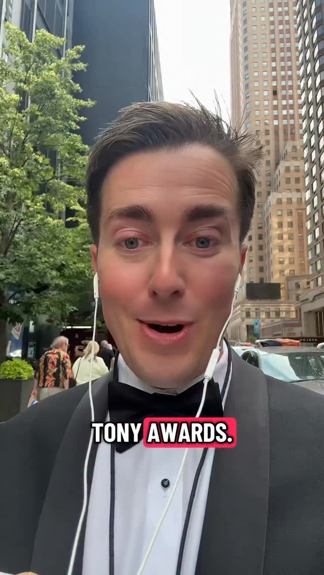 😭 thank you @benjpasek @justinpaulmusic for once again making my dreams come true! And @marksonnenblick for being a genius in every way. And of course… the one and only @pink !!!!! Never been more proud to be involved in anything 🎭 I love you @thetonyawards