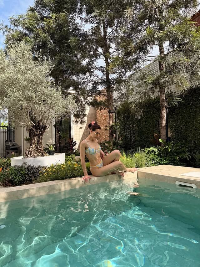 8am swim at home🏡🩵🌼