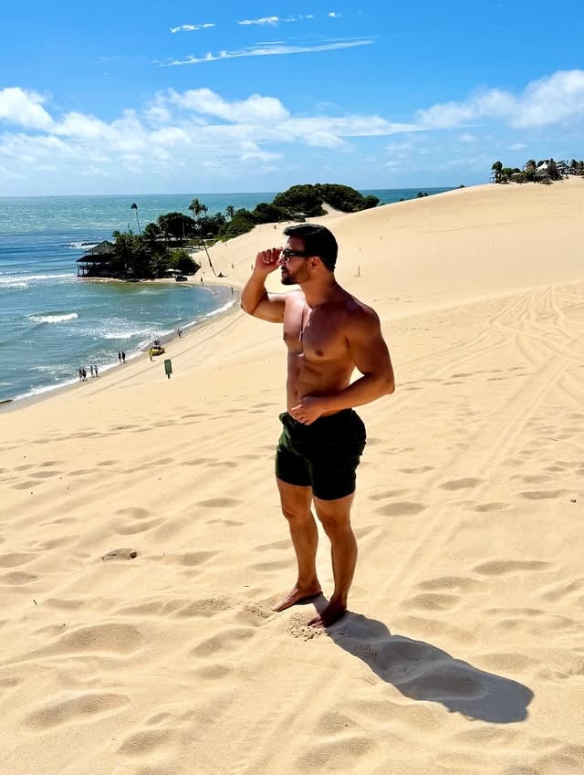 Passeio pelo litoral Norte! 😎 🏝️🐚🌊☀️ by @dr.rodrigobicalho