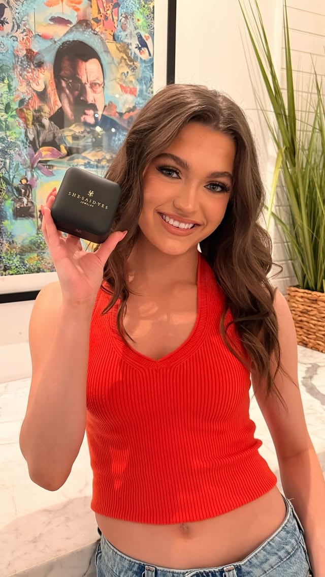 POV: You found the piece that goes with literally everything. ✨🤍

Simple, timeless, and the perfect finishing touch to any outfit.
❤️Share your love, keep it forever. 

Use my code KENDAL15 for 15% off.

💍- @shesaidyes_official
Search item- SWCL086

#kendalleighb 
#shesaidyesweddingday #shesaidyesjewelry #OneConfessionOneForever #WeddingDayCampaign