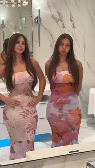 seeing double 👀 
@sophieraiin